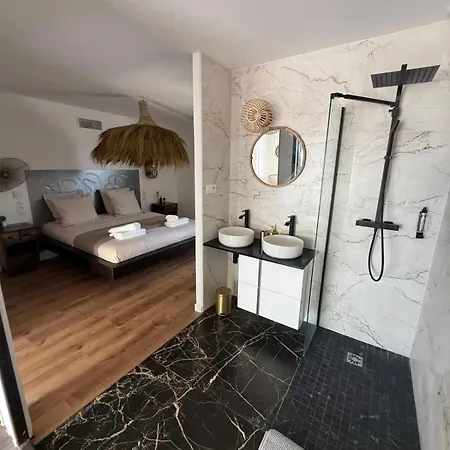 D'exception A Piscine Chauffee *