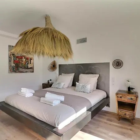 D'exception A Piscine Chauffee וילה מוגויו